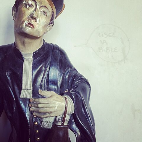 Instragram: Lisez la bible