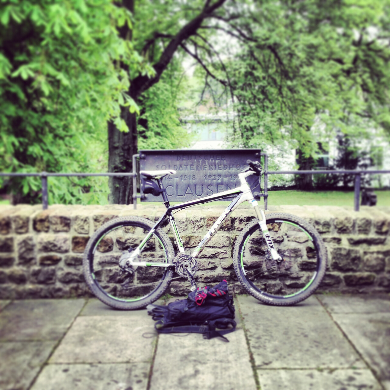 DEUTCHER SOLDATENDFRIEDHOFF CLAUSEN