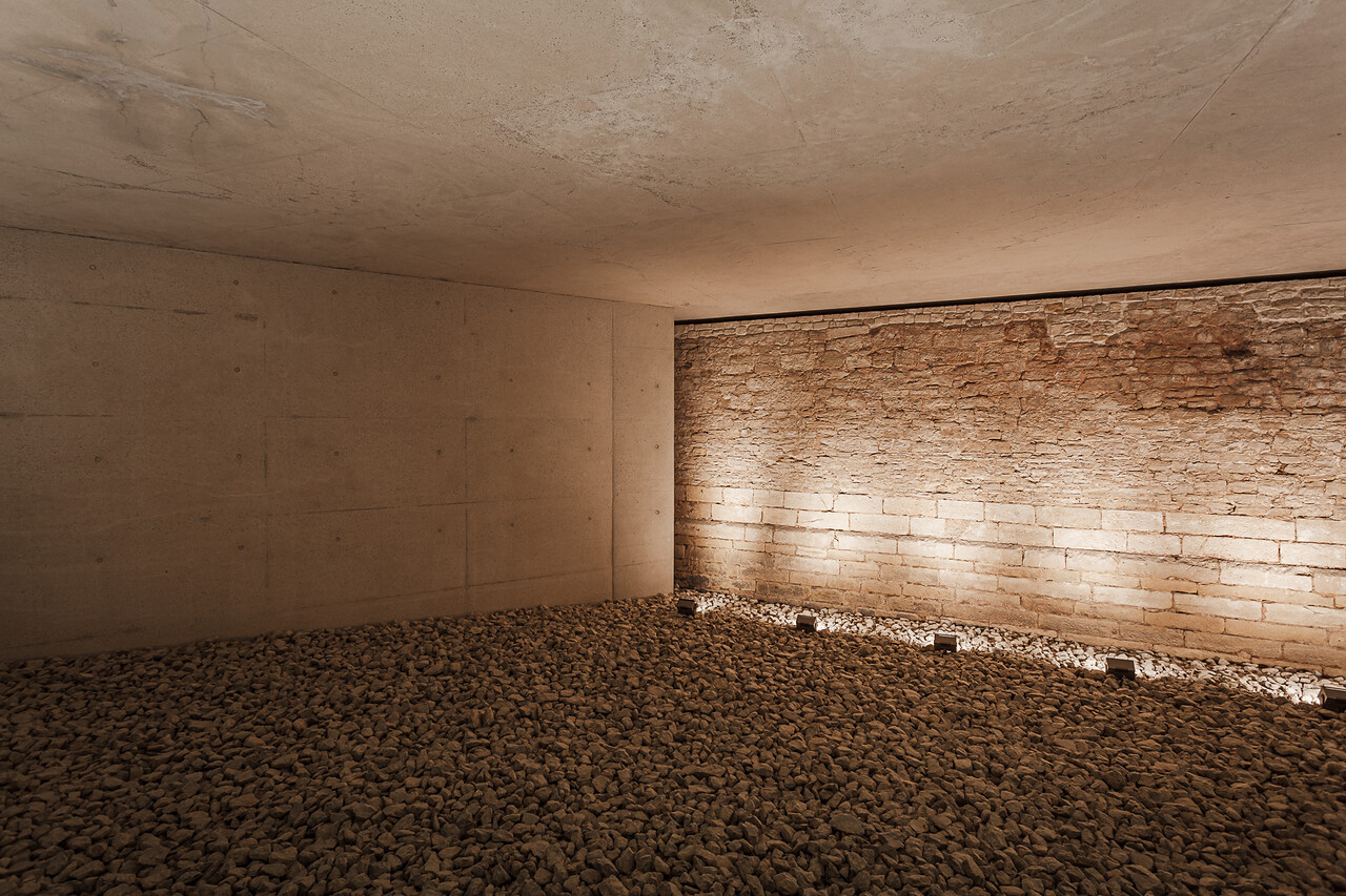 Angle d’une culée modernisée du Pont Adolphe à Luxembourg.