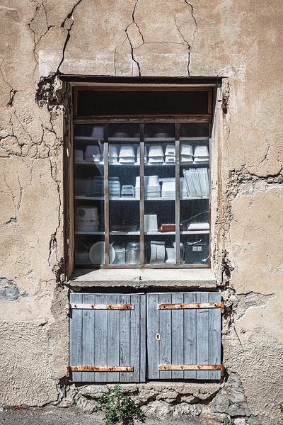 Fissures