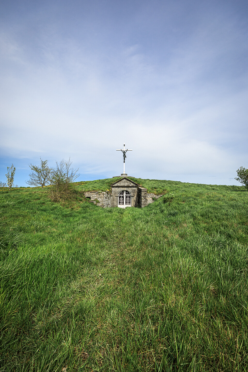 Calvaire à proximité de la Chapelle de Walcourt, situé à Givet en France.