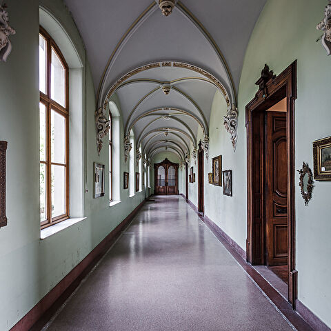 Autre perspective sur le couloir du couvent anglais à Bruges...